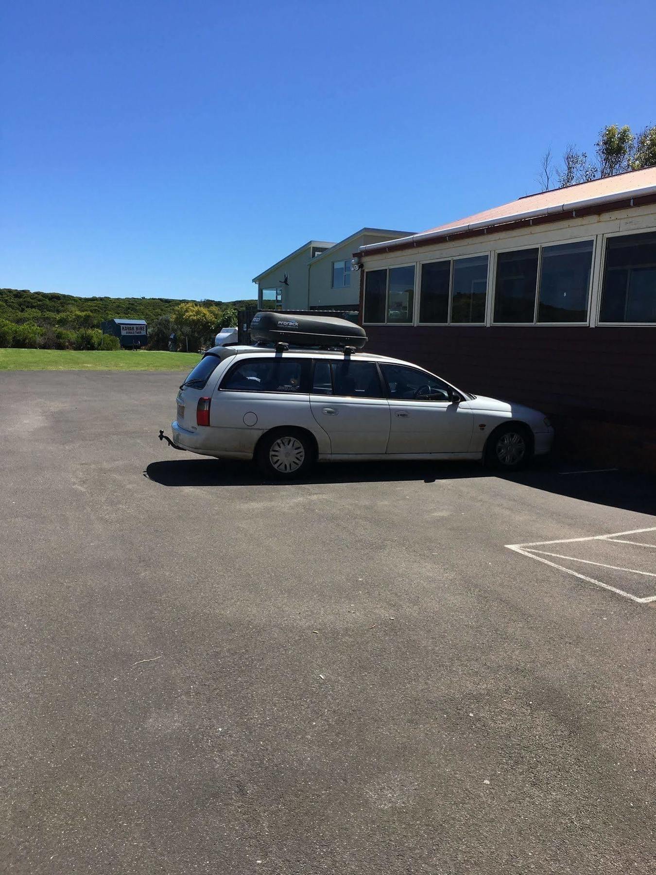 Warrnambool Beach Backpackers Hostel Exterior photo